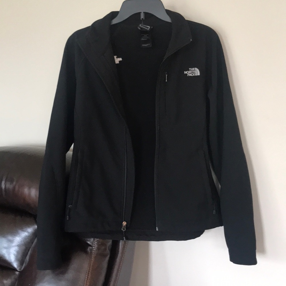 Black north face jacket